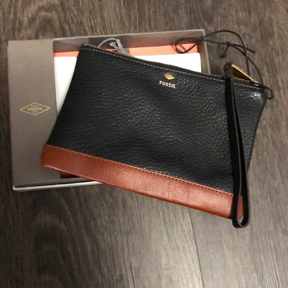 Fossil Wristlet